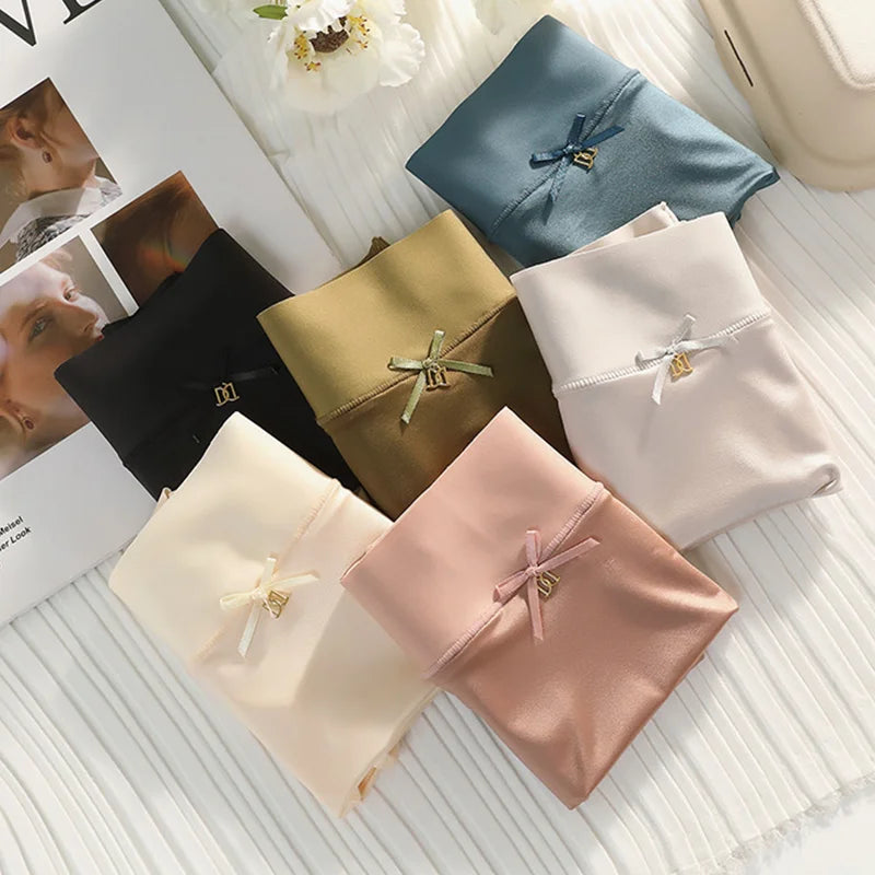 🔥 Koop 2, krijg 3 🔥 Hygroscopisch, antibacterieel en geurloos zijden gynaecologisch ondergoed